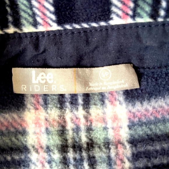 Lee Rider Button Down SUPER SOFT Shirt 
SP - Picture 3 of 9